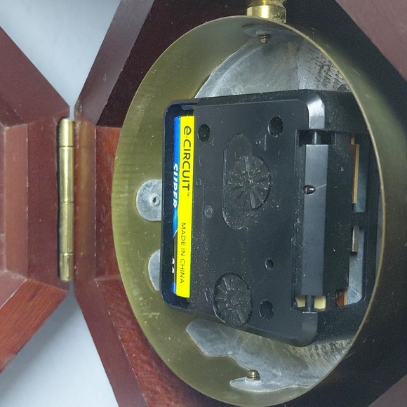 Bulova Quartermaster Maritime Clock - Picture 7 of 7